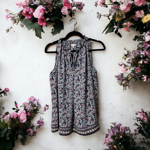 Max Studio Navy/Blue/White/Pink Busy Floral Print Sleeveless Top w/Ruffles - Picture 15 of 15